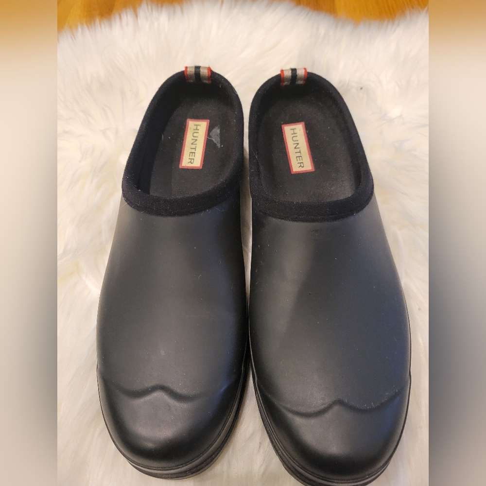 Hunter Women's Black Slip-On Shoes